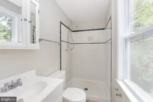 12821 Longleaf Ln, Herndon, VA 20170 - Photo 27
