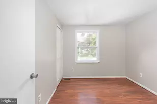 12821 Longleaf Ln, Herndon, VA 20170 - Photo 17