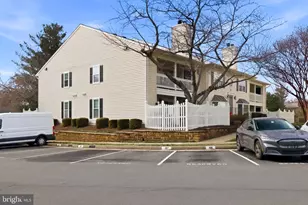 10208 Ashbrooke Ct, Oakton, VA 22124 - Photo 43