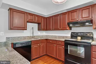 7590 Aspenpark Rd, Lorton, VA 22079 - Photo 11