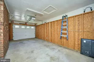 5631 Fort Corloran Dr, Burke, VA 22015 - Photo 35