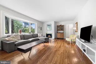 6237 Cheryl Dr, Falls Church, VA 22044 - Photo 11