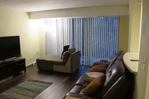 1413 Northgate Square, Reston, VA 20190 - Photo 21