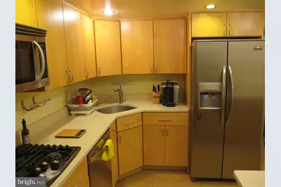 1413 Northgate Square #1C, Reston, VA 20190 - Photo 3