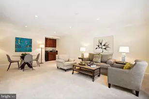 7022 Little Leaf Linden Ln, McLean, VA 22101 - Photo 5
