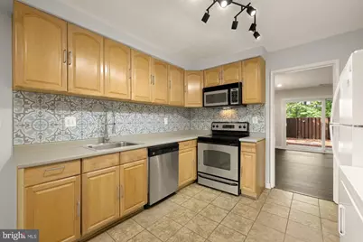 2240 Southgate Square, Reston, VA 20191 - Photo 3