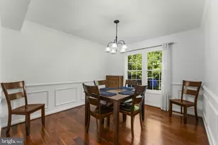 14519 Sully Lake Ct, Centreville, VA 20120 - Photo 17