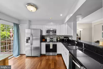 14519 Sully Lake Court, Centreville, VA 20120 - Photo 19