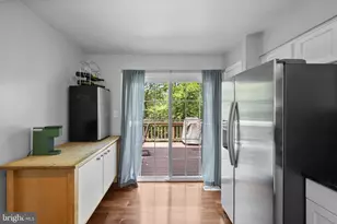 14519 Sully Lake Ct, Centreville, VA 20120 - Photo 21