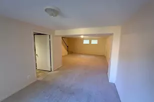 2430 Windbreak Dr, Alexandria, VA 22306 - Photo 17