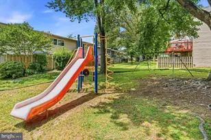 5013 Americana Dr, Annandale, VA 22003 - Photo 41