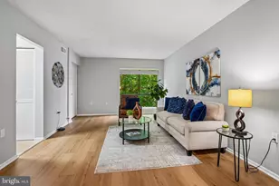 5758 Village Green Dr, Alexandria, VA 22309 - Photo 5
