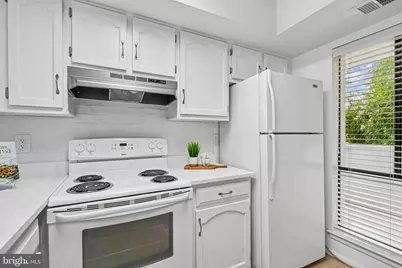 5758 Village Green Drive #D, Alexandria, VA 22309 - Photo 9