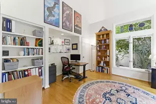 1608 Woodstock Ln, Reston, VA 20194 - Photo 21