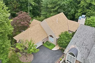 1608 Woodstock Ln, Reston, VA 20194 - Photo 73