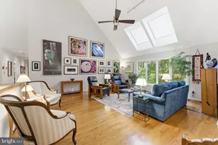 1608 Woodstock Ln, Reston, VA 20194 - Photo 15