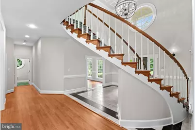 190 Falcon Ridge Road, Great Falls, VA 22066 - Photo 5