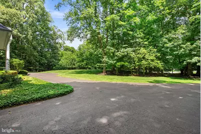 190 Falcon Ridge Road, Great Falls, VA 22066 - Photo 101
