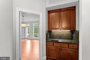 190 Falcon Ridge Rd, Great Falls, VA 22066 - Photo 27