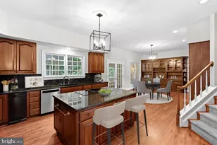 190 Falcon Ridge Rd, Great Falls, VA 22066 - Photo 21