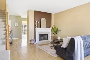 12150 Wedgeway Ct, Fairfax, VA 22033 - Photo 5