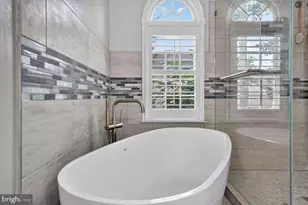7919 Bracksford Ct, Fairfax Station, VA 22039 - Photo 25