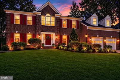 7919 Bracksford Court, Fairfax Station, VA 22039 - Photo 3