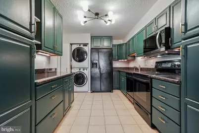 5904 Mount Eagle Drive #718, Alexandria, VA 22303 - Photo 17