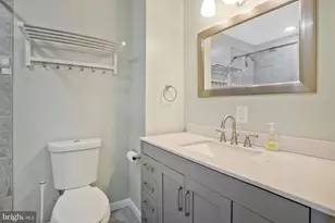 6024 Rixey Dr, Alexandria, VA 22303 - Photo 33
