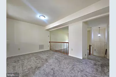 4719 Gainsborough Drive, Fairfax, VA 22032 - Photo 5