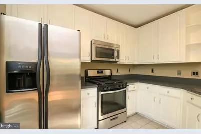 12621 Fair Crest Court #303, Fairfax, VA 22033 - Photo 7