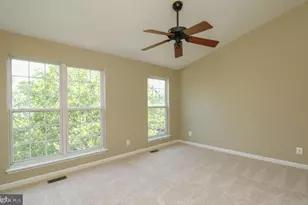 12621 Fair Crest Ct, Fairfax, VA 22033 - Photo 9