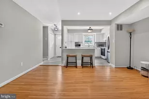 7716 Tiverton Dr, Springfield, VA 22152 - Photo 3