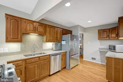 8640 Victoria Road, Springfield, VA 22151 - Photo 41