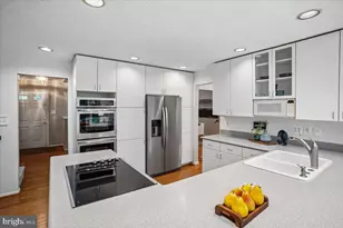 1877 Post Oak Trail, Reston, VA 20191 - Photo 9
