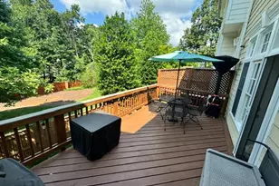 2304 Sawtooth Oak Ct, Vienna, VA 22182 - Photo 43