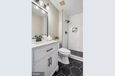 7714 Bartley Way, Alexandria, VA 22315 - Photo 17