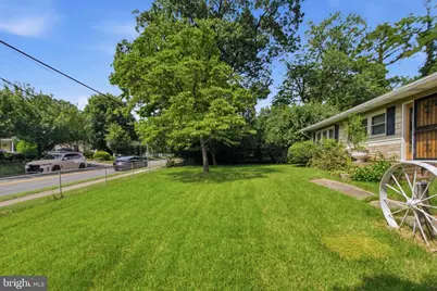 511 Malcolm Road NW, Vienna, VA 22180 - Photo 5