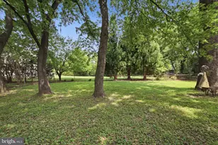 511 Malcolm Rd NW, Vienna, VA 22180 - Photo 15
