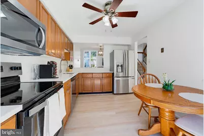 5849 Wye Oak Commons Court, Burke, VA 22015 - Photo 7