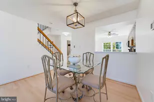 5849 Wye Oak Commons Ct, Burke, VA 22015 - Photo 9