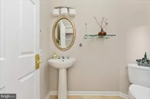 1501 Judd Ct, Herndon, VA 20170 - Photo 19