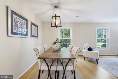 4918 Van Walbeek Place, Annandale, VA 22003 - Photo 9