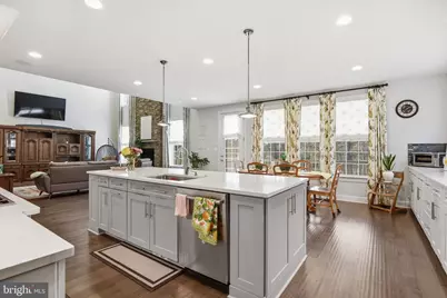 6820 Lilly Belle Court, Centreville, VA 20120 - Photo 11