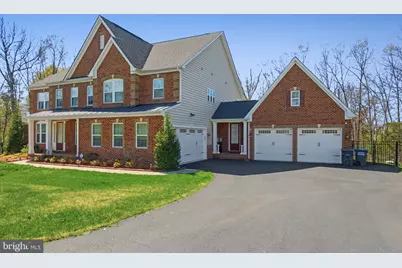 6820 Lilly Belle Court, Centreville, VA 20120 - Photo 7