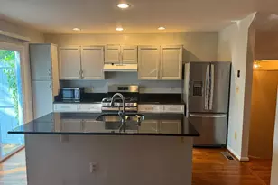 12097 Edgemere Cir, Reston, VA 20190 - Photo 13