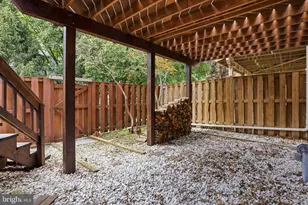 6428 Overcoat Ln, Centreville, VA 20121 - Photo 41