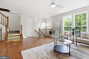 6428 Overcoat Ln, Centreville, VA 20121 - Photo 11