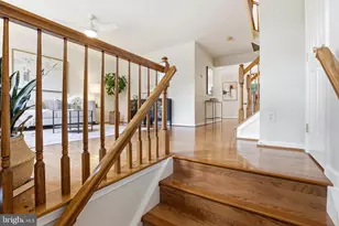 6428 Overcoat Ln, Centreville, VA 20121 - Photo 5