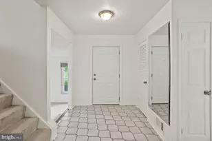 9086 Brook Ford Rd, Burke, VA 22015 - Photo 3